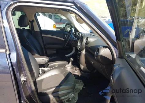 2015 Mini Countryman Cooper из США, поврежденный, VIN WMWZB3C55FWR44258